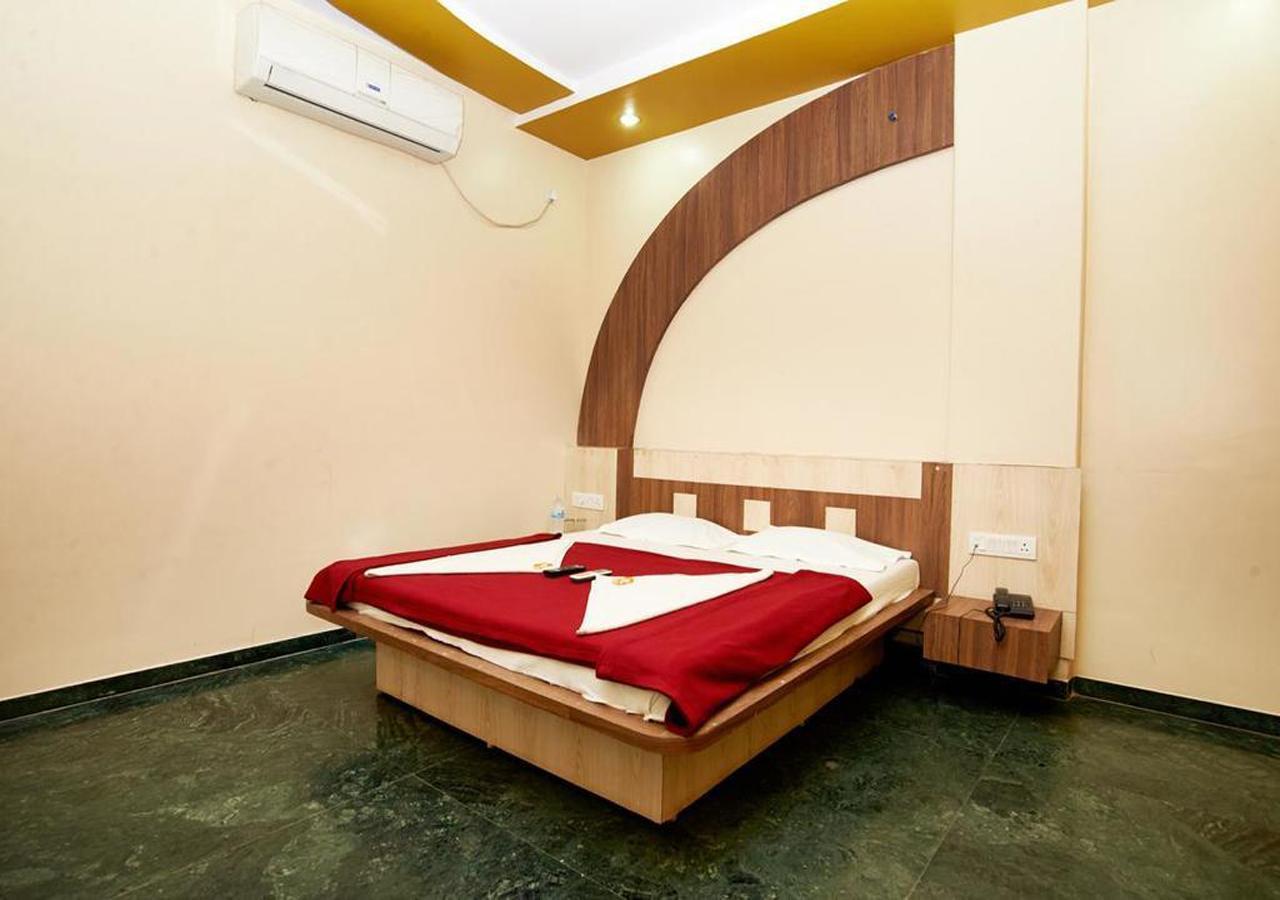 Hotel Three G Shirdi Εξωτερικό φωτογραφία