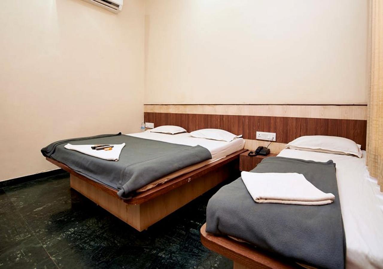 Hotel Three G Shirdi Εξωτερικό φωτογραφία